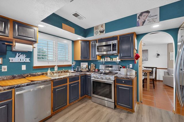 2879 Cripple Creek Drive SE, Rio Rancho, NM 87124