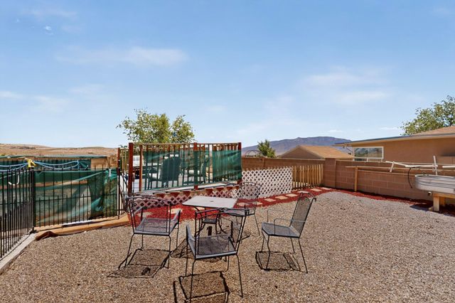 2879 Cripple Creek Drive SE, Rio Rancho, NM 87124