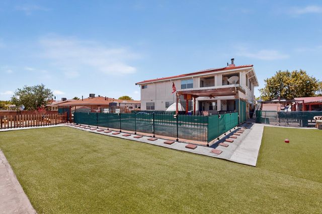 2879 Cripple Creek Drive SE, Rio Rancho, NM 87124