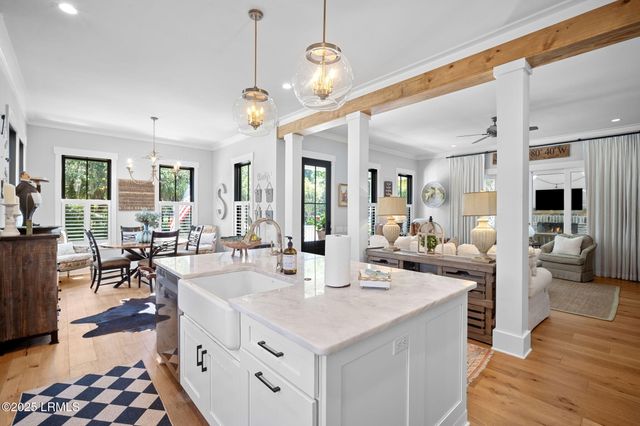 1 Park Row, Beaufort, SC 29907