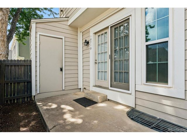 19719 Rosewood Ct, Parker, CO 80138