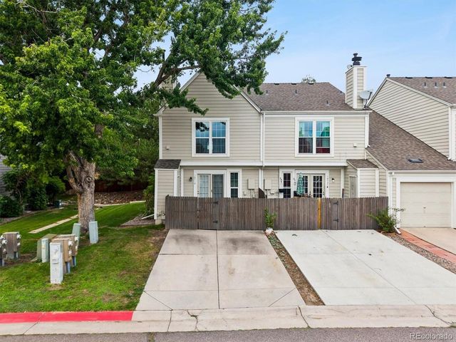 19719 Rosewood Ct, Parker, CO 80138