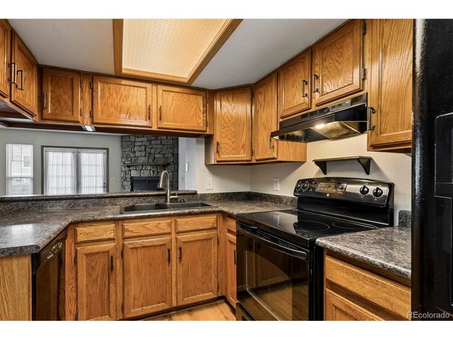 19719 Rosewood Ct, Parker, CO 80138