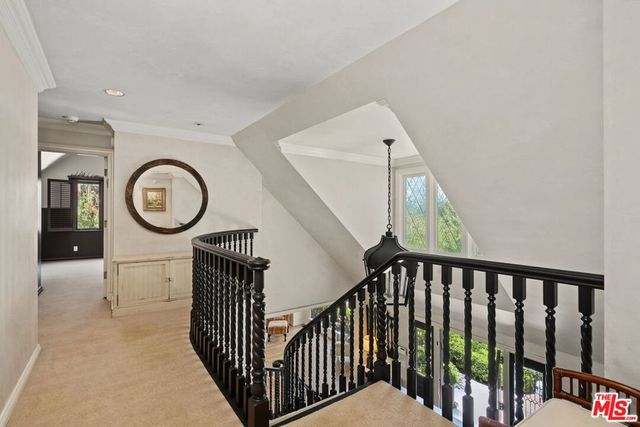 575 N Beverly Glen Boulevard, Los Angeles, CA 90077