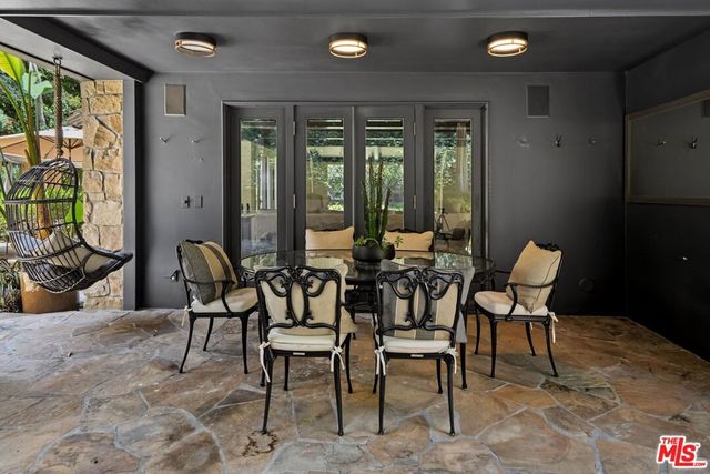 575 N Beverly Glen Boulevard, Los Angeles, CA 90077