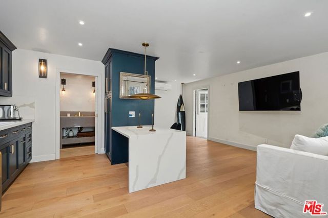 575 N Beverly Glen Boulevard, Los Angeles, CA 90077