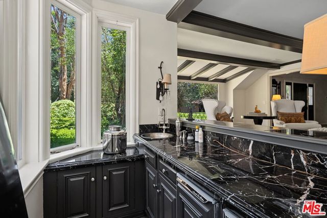 575 N Beverly Glen Boulevard, Los Angeles, CA 90077