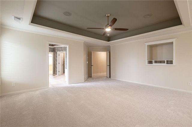 4232 NE Tremont Court, Lee's Summit, MO 64064