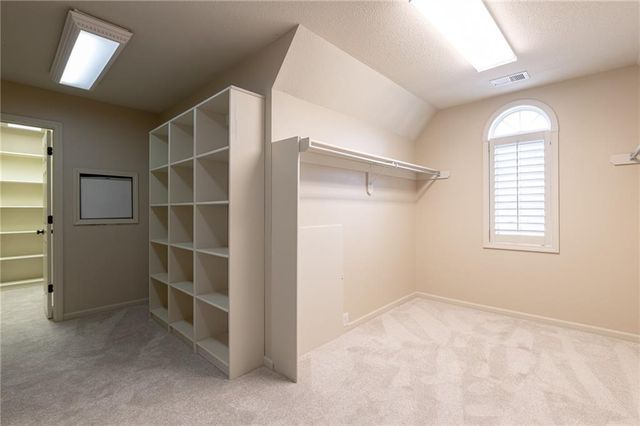 4232 NE Tremont Court, Lee's Summit, MO 64064