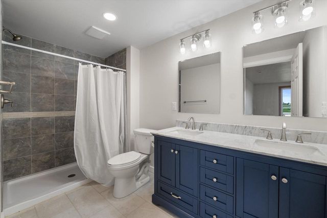2089 Decorah ROAD, West Bend, WI 53095
