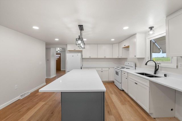 2089 Decorah ROAD, West Bend, WI 53095
