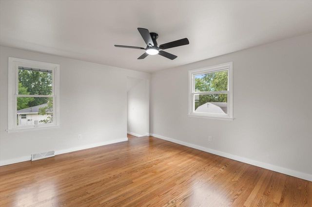 2089 Decorah ROAD, West Bend, WI 53095