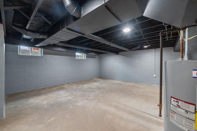 2089 Decorah ROAD, West Bend, WI 53095