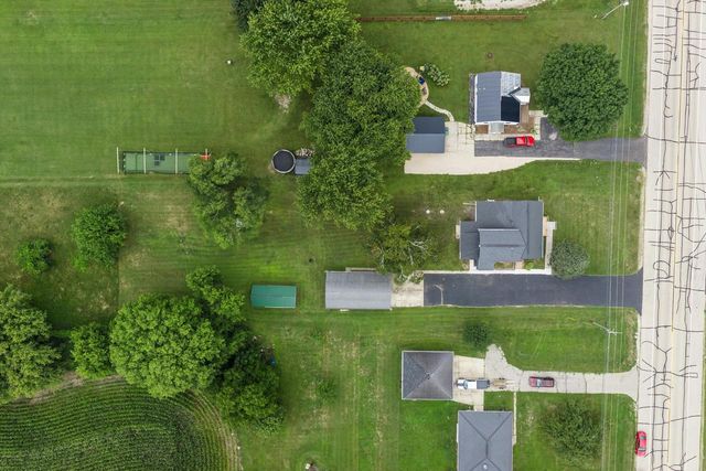 2089 Decorah ROAD, West Bend, WI 53095