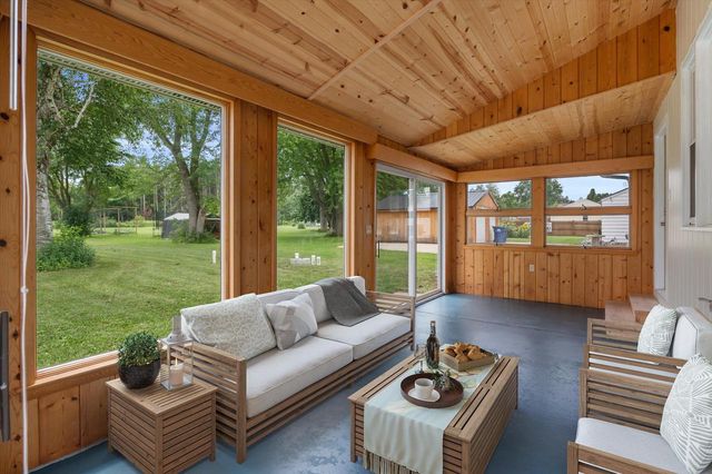 2089 Decorah ROAD, West Bend, WI 53095