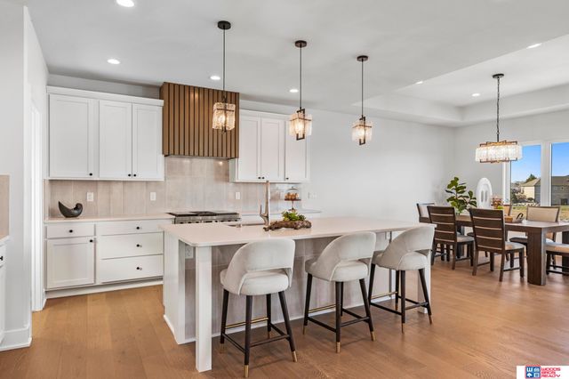 531 White Cap Bay, Lincoln, NE 68527