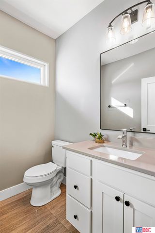 531 White Cap Bay, Lincoln, NE 68527