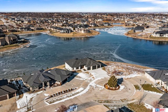 531 White Cap Bay, Lincoln, NE 68527