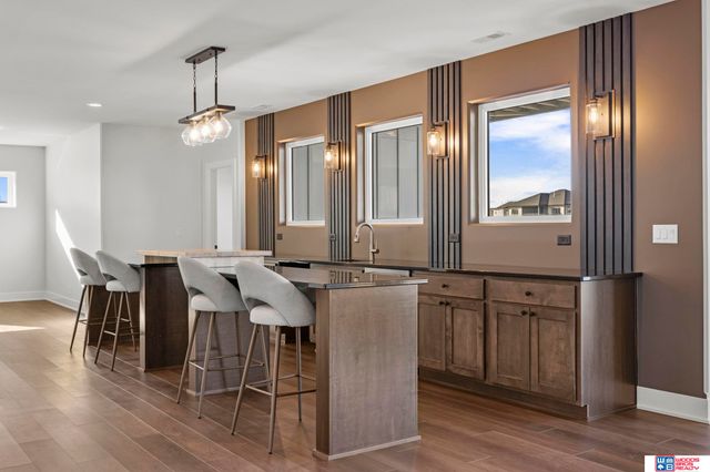 531 White Cap Bay, Lincoln, NE 68527