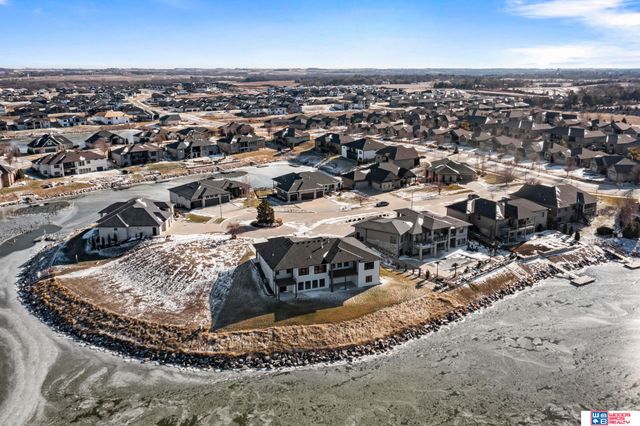 531 White Cap Bay, Lincoln, NE 68527