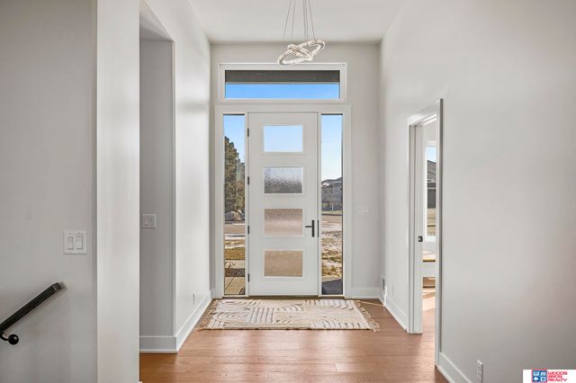 531 White Cap Bay, Lincoln, NE 68527