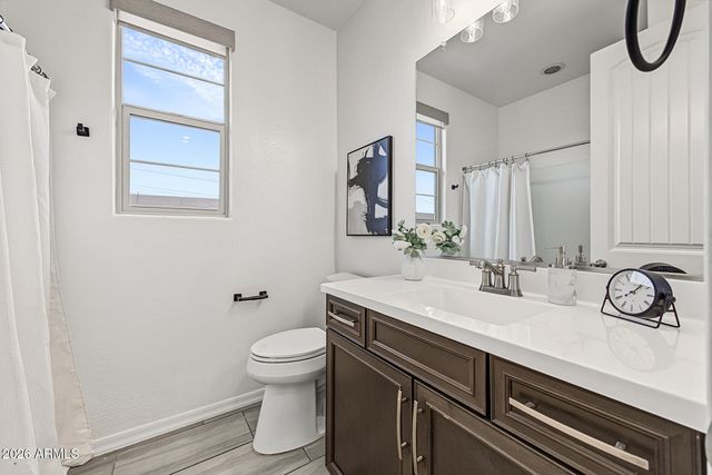 17224 W DESERT SAGE Drive, Goodyear, AZ 85338