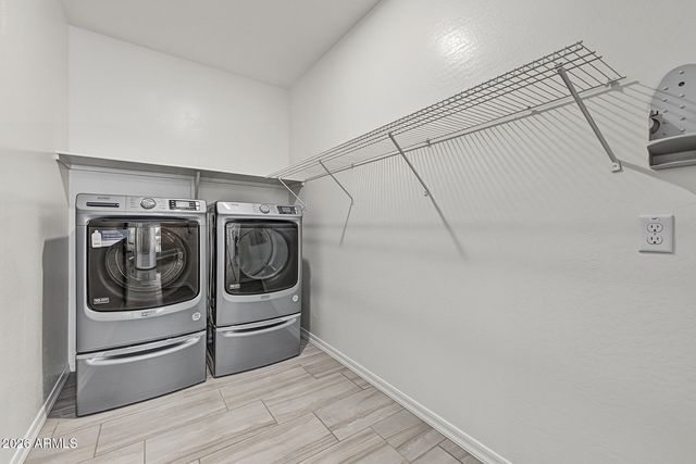 17224 W DESERT SAGE Drive, Goodyear, AZ 85338
