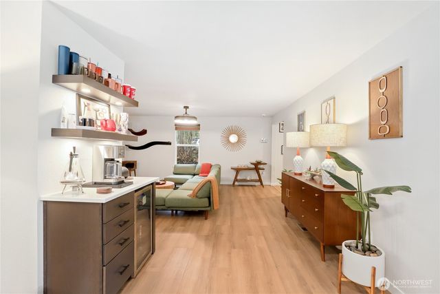 9365 Emerald Drive SE, Port Orchard, WA 98367