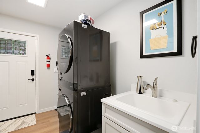 9365 Emerald Drive SE, Port Orchard, WA 98367