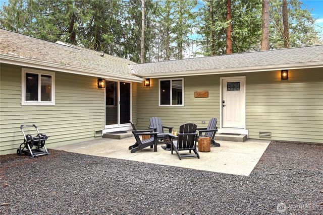 9365 Emerald Drive SE, Port Orchard, WA 98367
