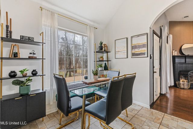 10009 Lacey Drive, Olive Branch, MS 38654