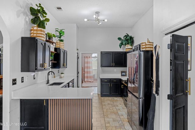 10009 Lacey Drive, Olive Branch, MS 38654