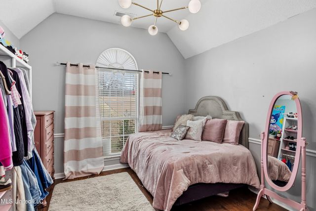 10009 Lacey Drive, Olive Branch, MS 38654