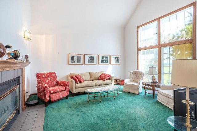 8826 Heritage Court, Redding, CA 96001