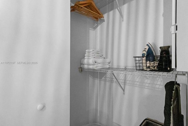 136 NW 26th St 405, Miami, FL 33127