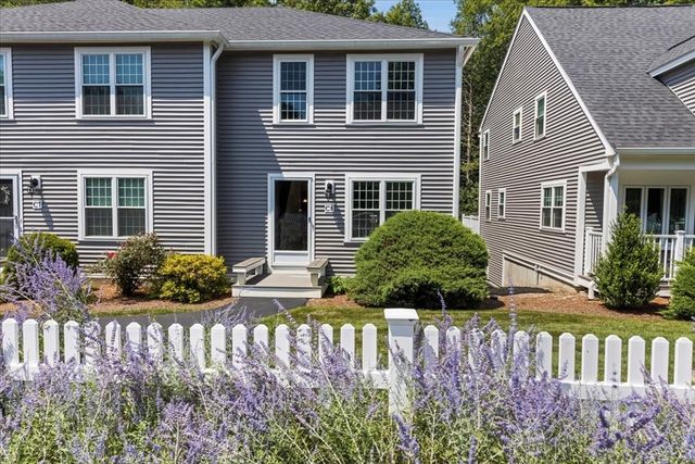 523 Washington St C8, Pembroke, MA 02359