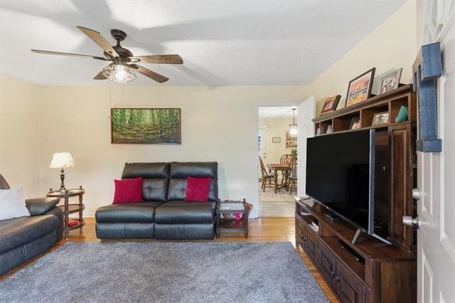 4682 Rockmart SE Road, Silver Creek, GA 30173