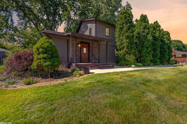 38661 Jahn Street, Livonia, MI 48152