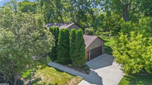 38661 Jahn Street, Livonia, MI 48152