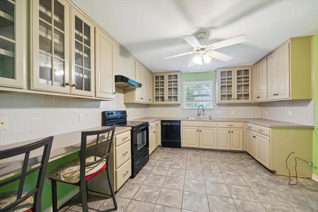 1011 Fm 2502 Road, Bellville, TX 77418
