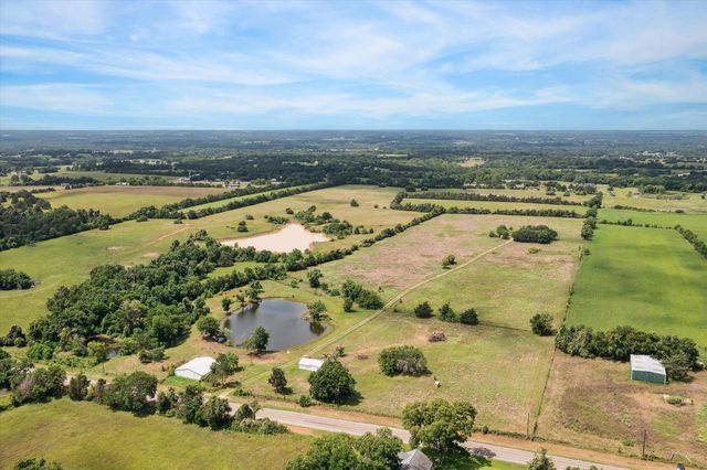 1011 Fm 2502 Road, Bellville, TX 77418