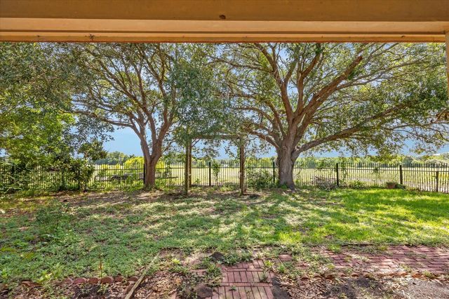 1011 Fm 2502 Road, Bellville, TX 77418