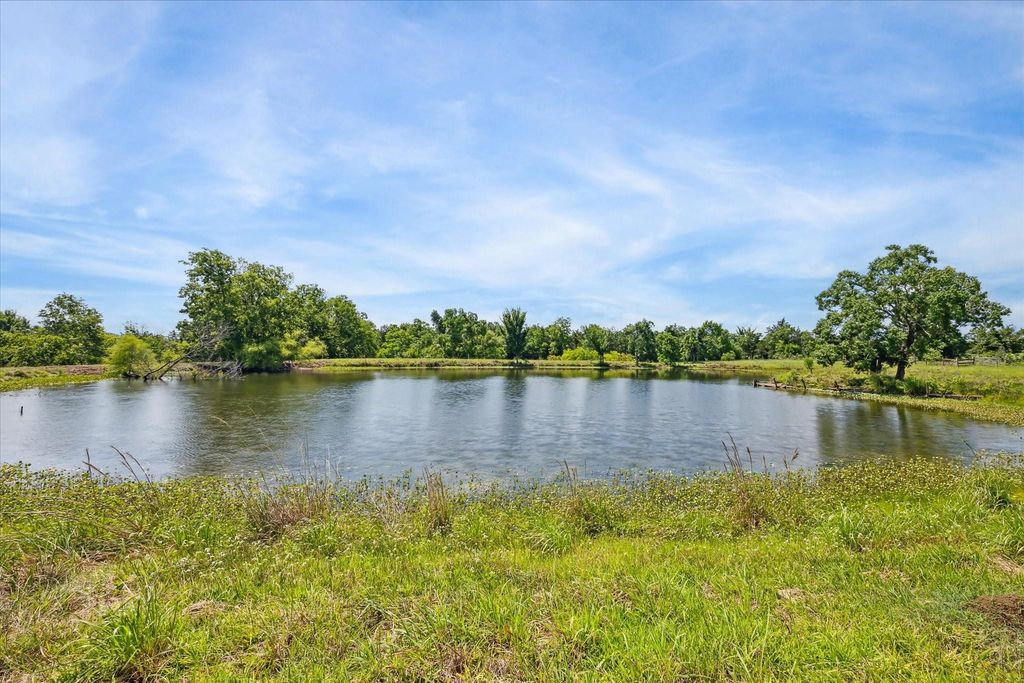 1011 Fm 2502 Road, Bellville, TX 77418