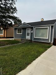5132 Gloria Street, Wayne, MI 48184