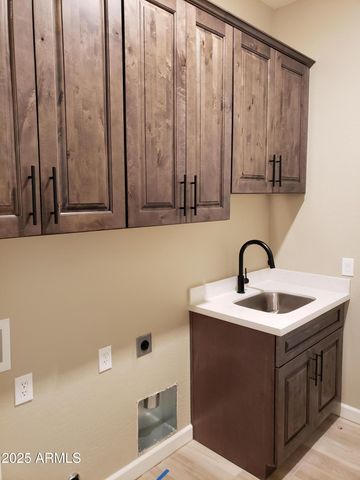 130 REGAN Road, Sedona, AZ 86351