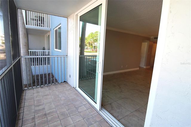 2700 COCONUT BAY LANE 1L, Sarasota, FL 34237