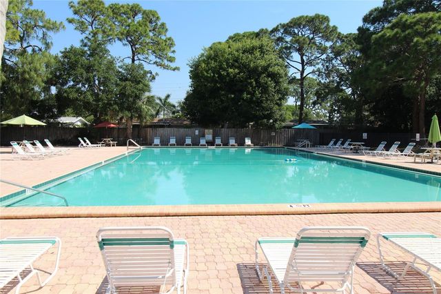 2700 COCONUT BAY LANE 1L, Sarasota, FL 34237