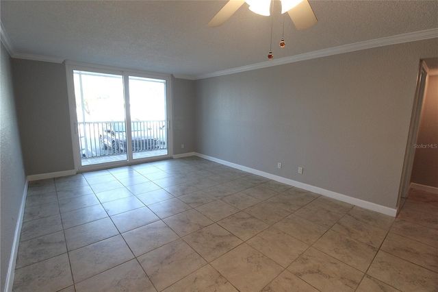 2700 COCONUT BAY LANE 1L, Sarasota, FL 34237