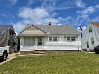 19289 Stafford Avenue, Maple Heights, OH 44137