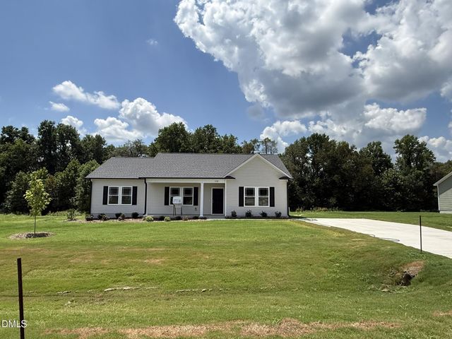 438 Barbour's Place Drive, Four Oaks, NC 27524